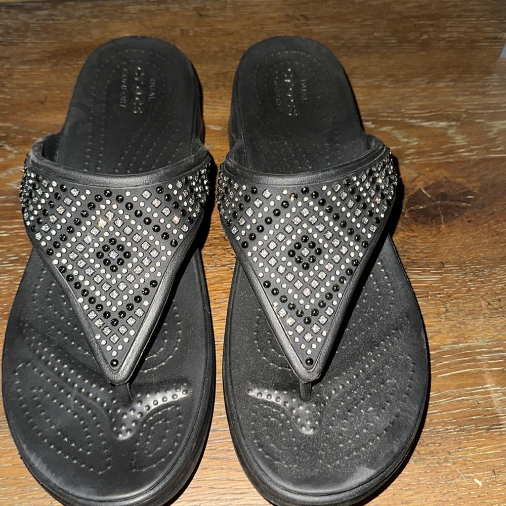 Crocs flip flop sz 11